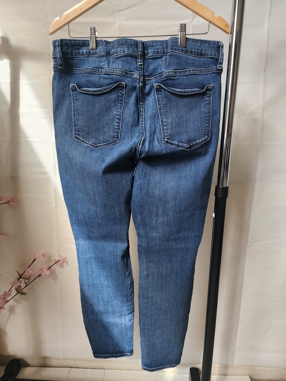 Gap Curvy True Skinny Jeans Dark Indigo Wash Size 33R - Picture 2 of 8
